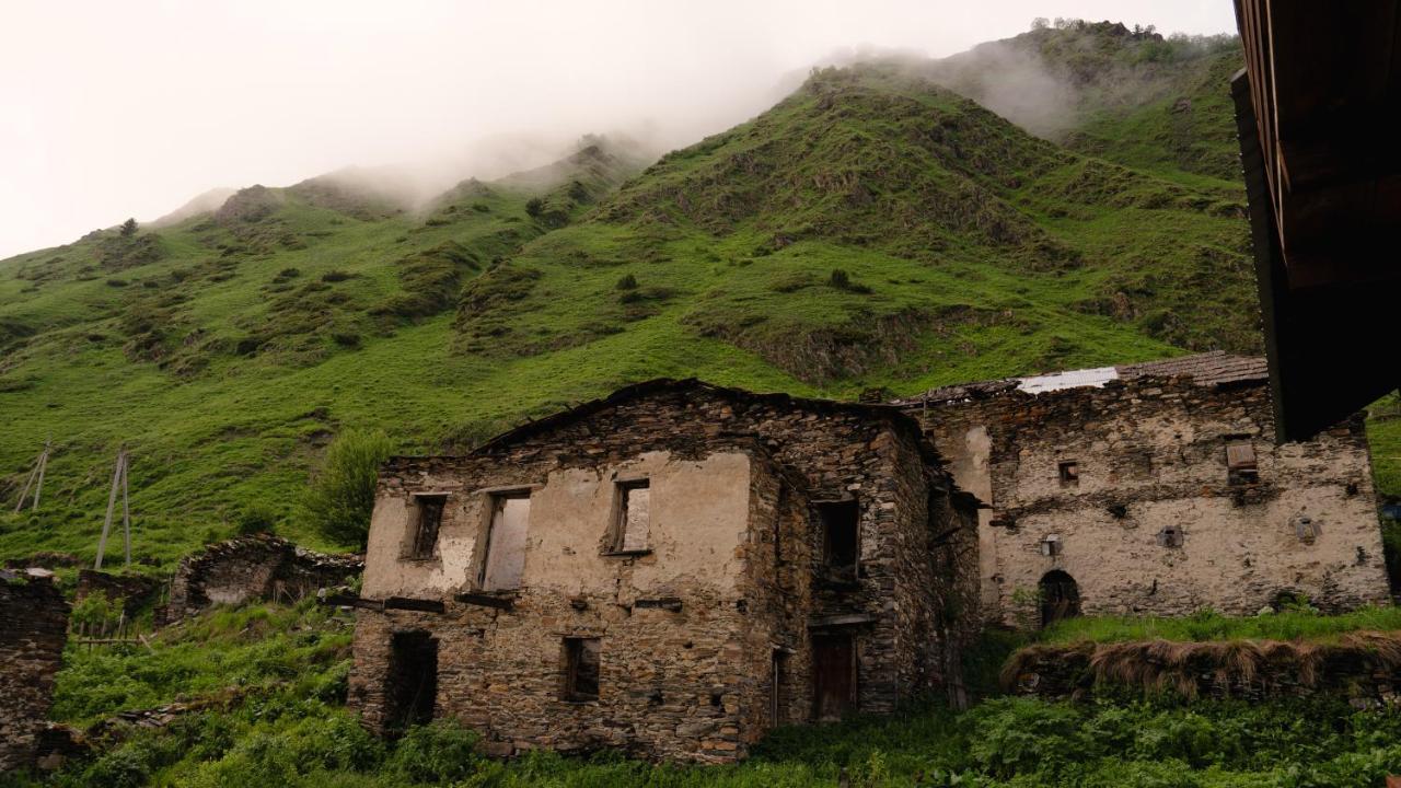 Gaul Gavkhe Hotel أوشغولي المظهر الخارجي الصورة