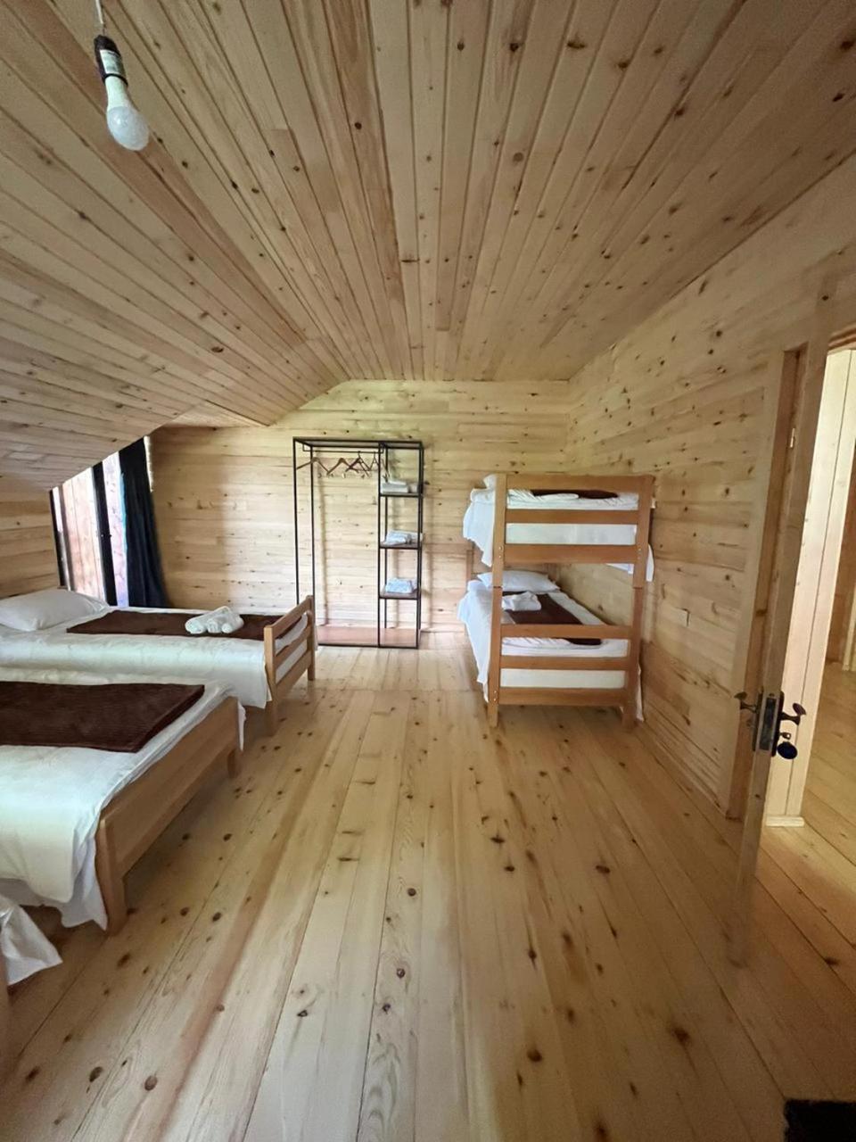 Gaul Gavkhe Hotel أوشغولي الغرفة الصورة